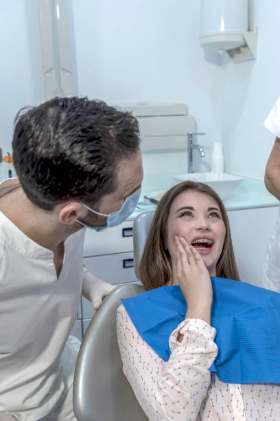 Best Emergency Dental Care for Broken or Chipped Teeth in Algoma, WI